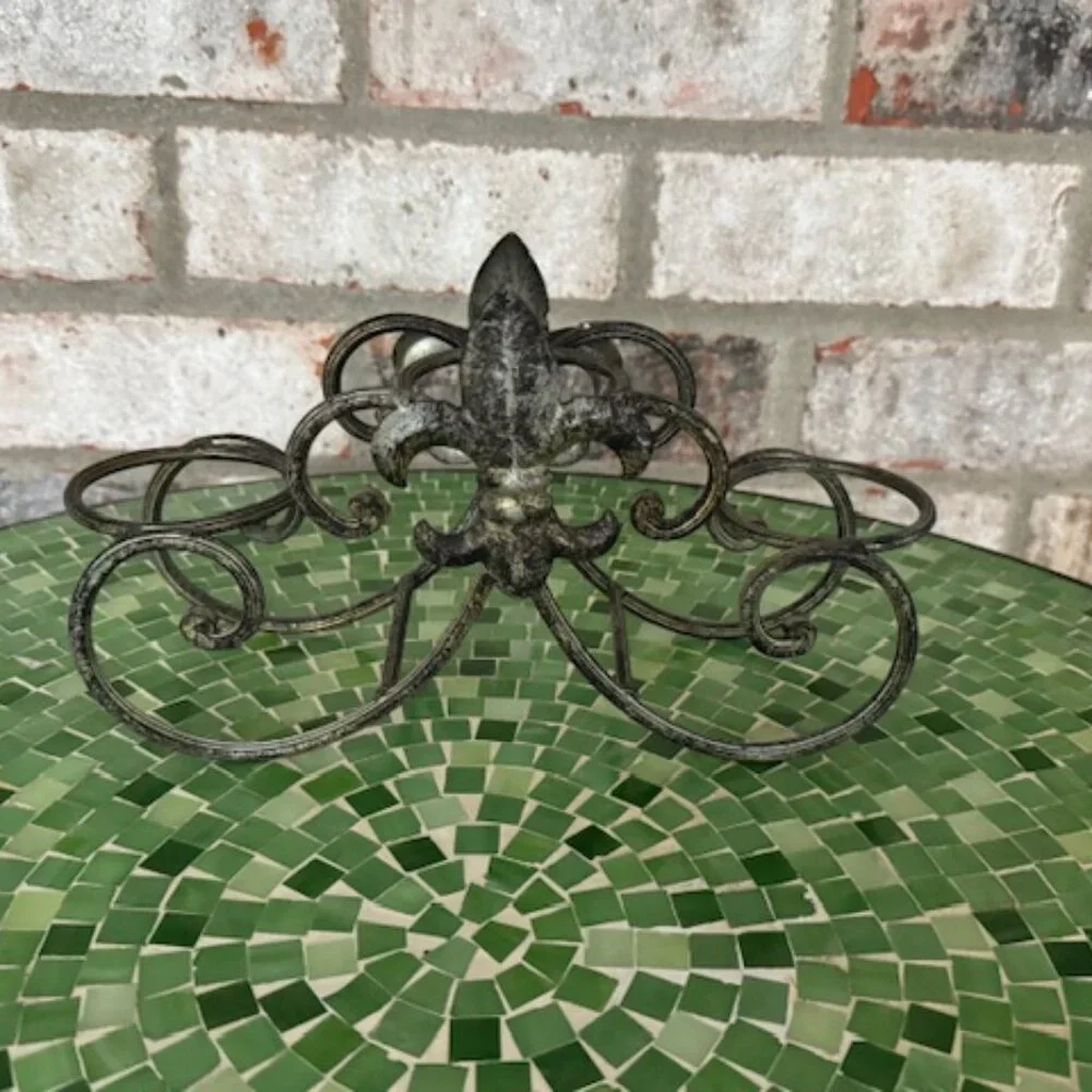 Fleur de lis Metal Votive Candle holder - Picture 1 of 10